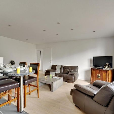 Chic Apart With Parking Appartement Saint-Denis  Buitenkant foto